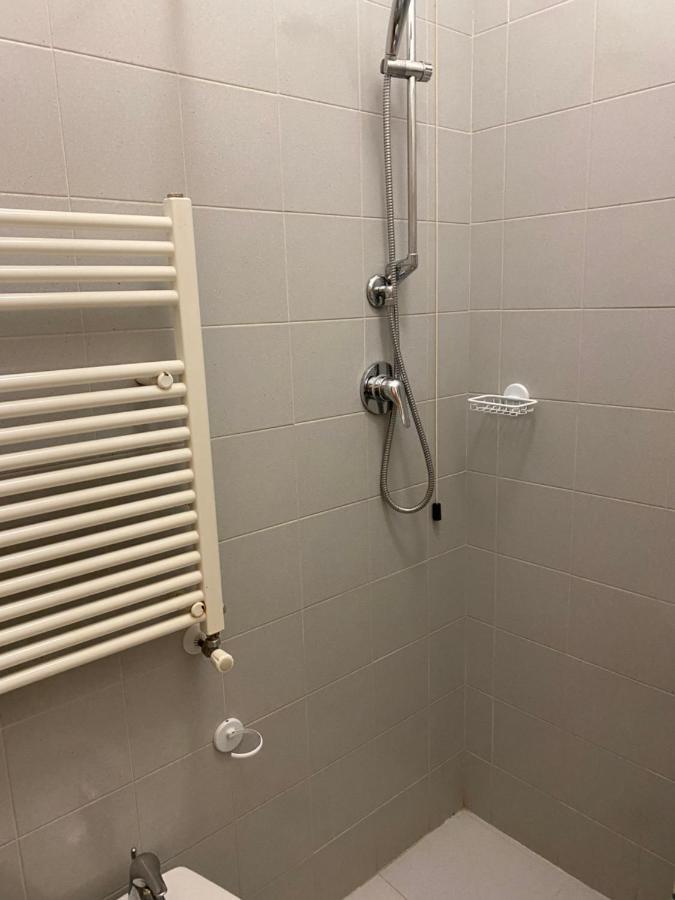 Hotel Ferrara Кианчано Терме Екстериор снимка
