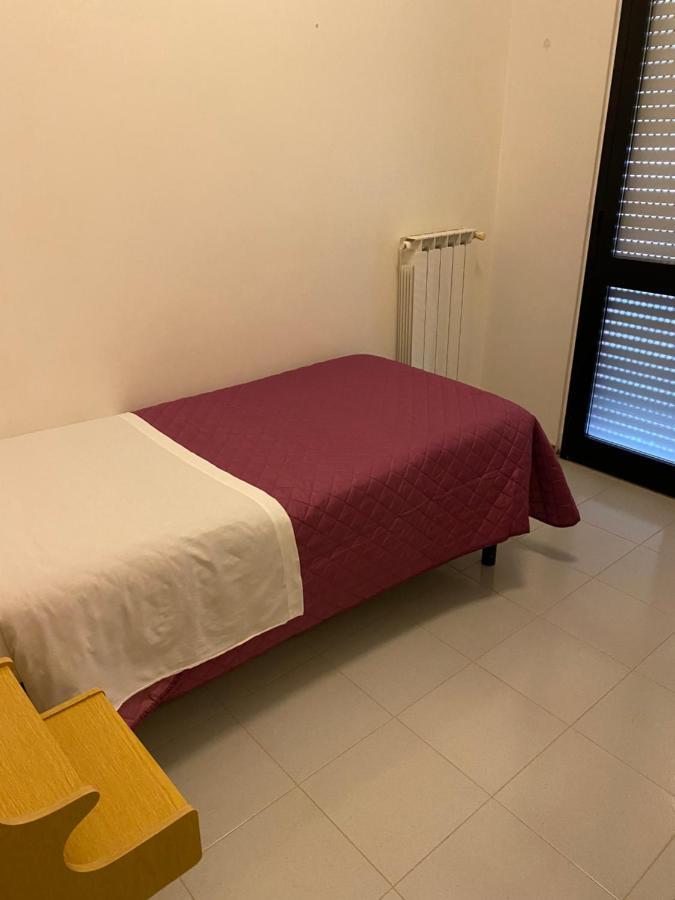 Hotel Ferrara Кианчано Терме Екстериор снимка